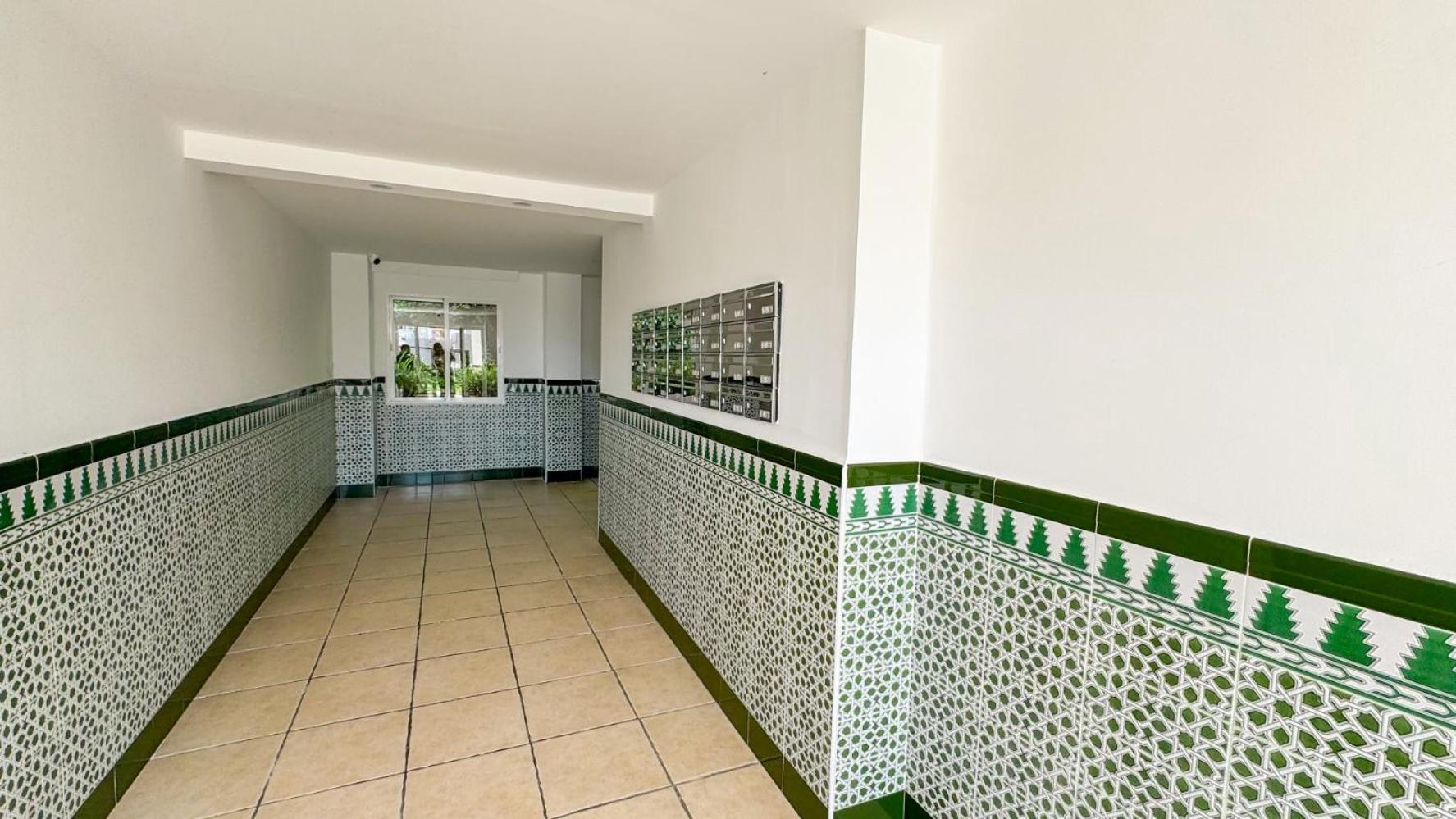 Hawaii 1St Floor Burriana, Nerja Lejlighed Eksteriør billede